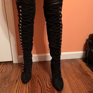 journee thigh high boots
